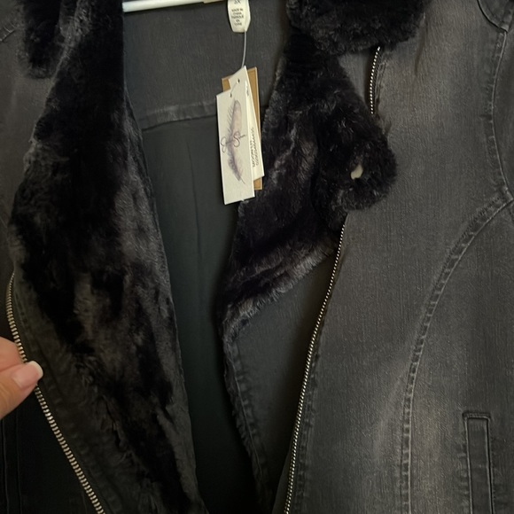 Jessica Simpson fur lined denim moto jacket plus size - Picture 5 of 7
